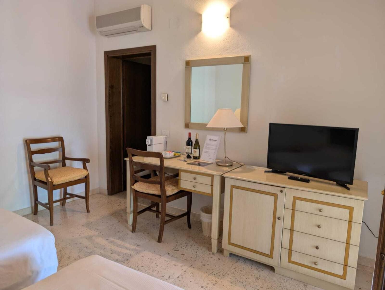 La Cipriana Villa Castagneto Carducci Luaran gambar